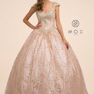 Cap Sleeve Sweetheart Neck Ballgown Dress NXU803